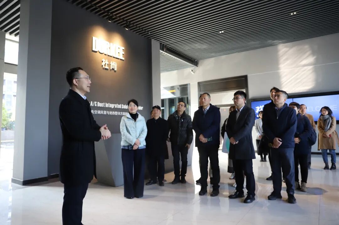 伟德体育官网集团金海丰先生做外商企业做解说决
